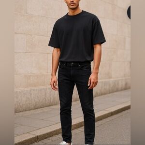 Kenneth Cole black jeans. Size 30 x 30.